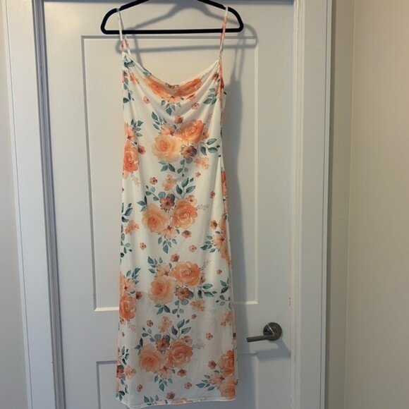 Brand New. Never Worn  - Dress - Picture 2 of 11